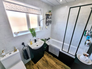 Photo 4- click for photo gallery